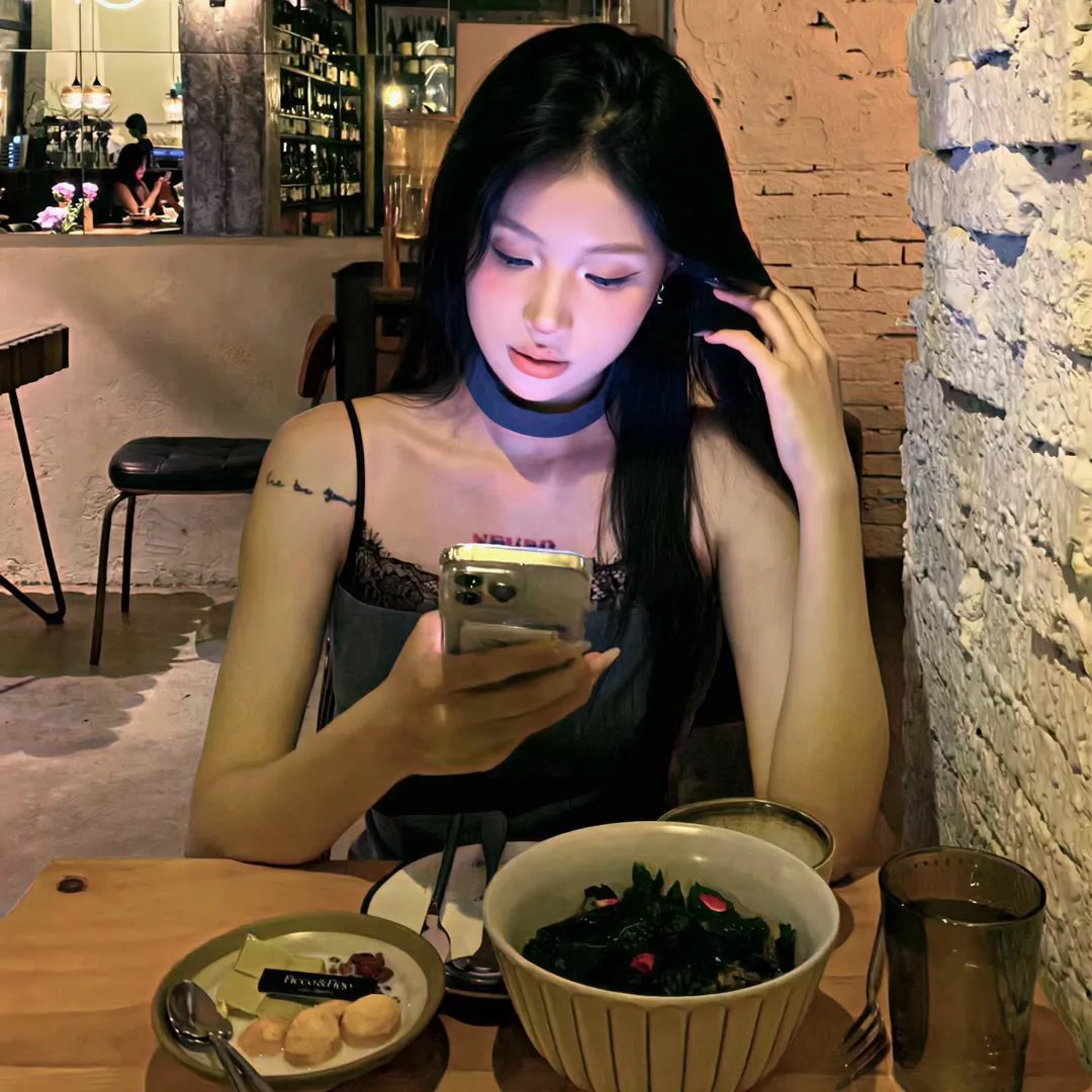 医见钟情，奈何陛下偏要宠我